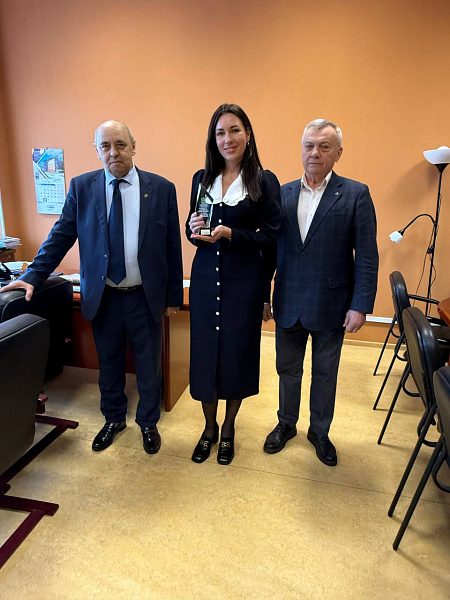 Сальникова Елена